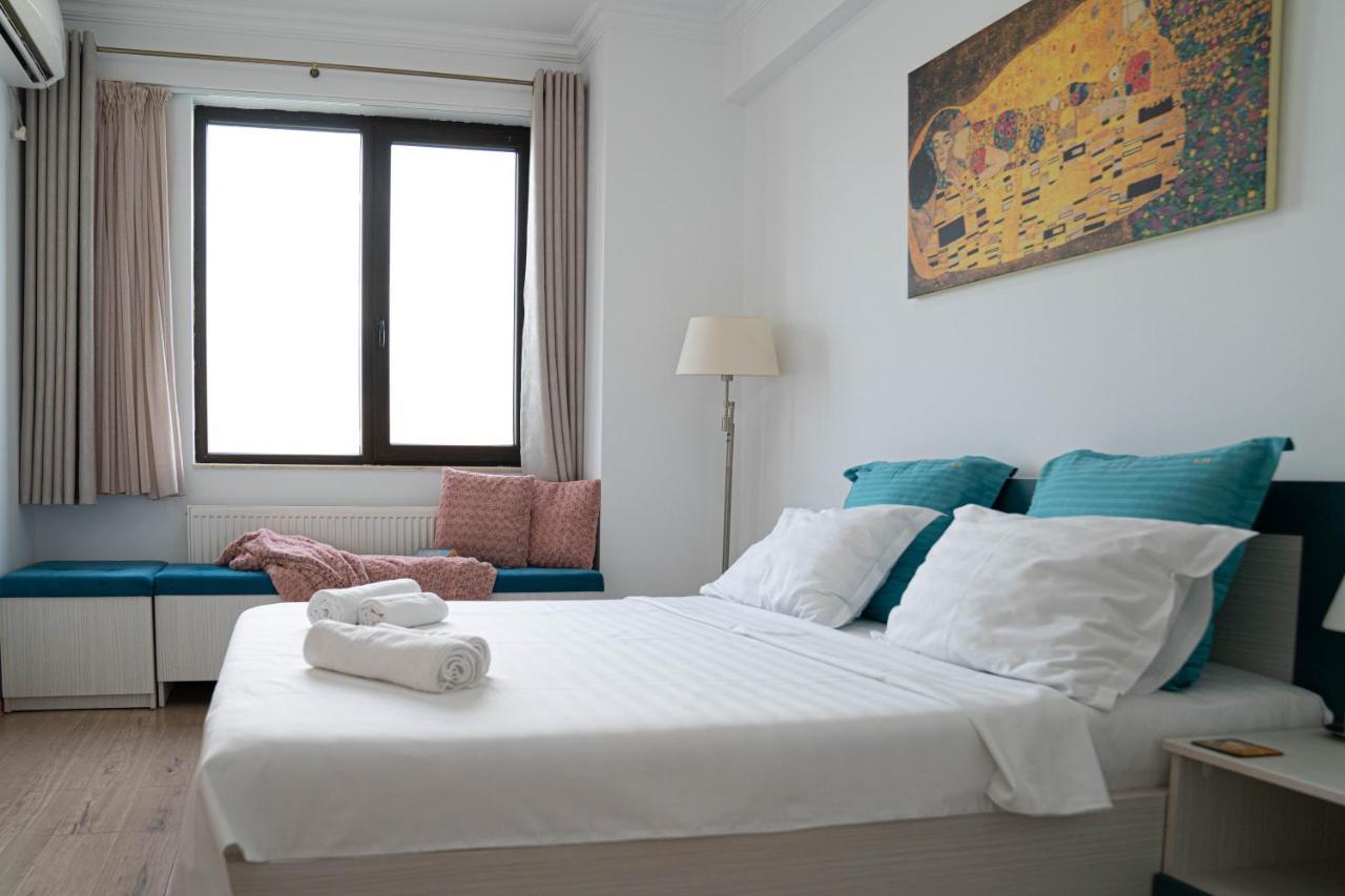 Apartament Le Bonheur Mamaia Bagian luar foto