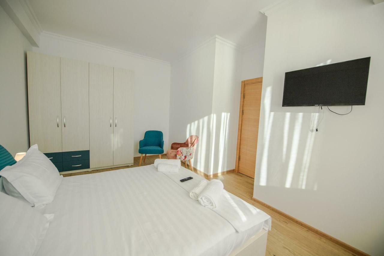 Apartament Le Bonheur Mamaia Bagian luar foto