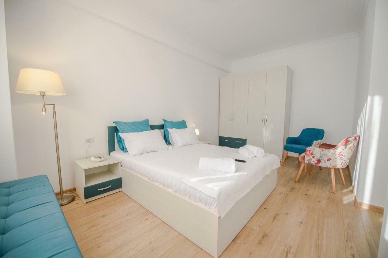 Apartament Le Bonheur Mamaia Bagian luar foto