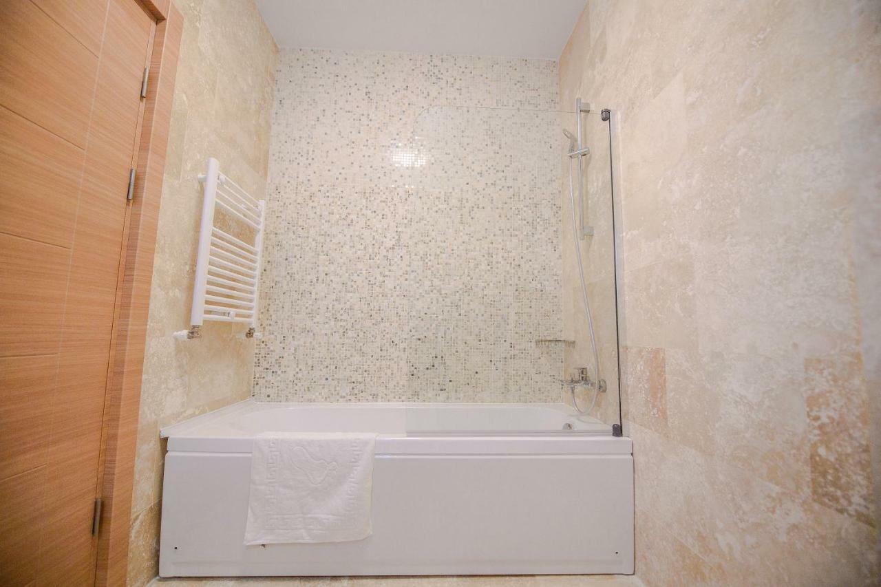 Apartament Le Bonheur Mamaia Bagian luar foto